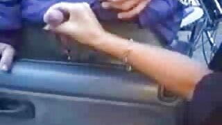 Eski beles sex izle kocası izlerken yaşlı adam onu kedi